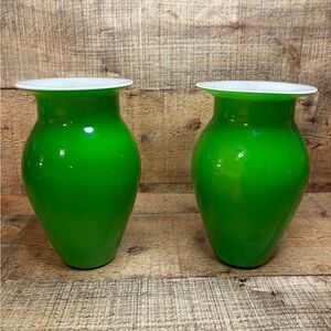 Vintage Set Of 2 MCM Mid Century 6.5” Green Cased Art Glass Vase white inside
